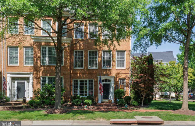 371 CAMERON STATION BOULEVARD photos photos