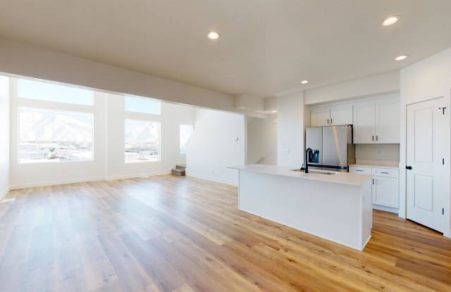 1796 North 510 West #14 photos photos