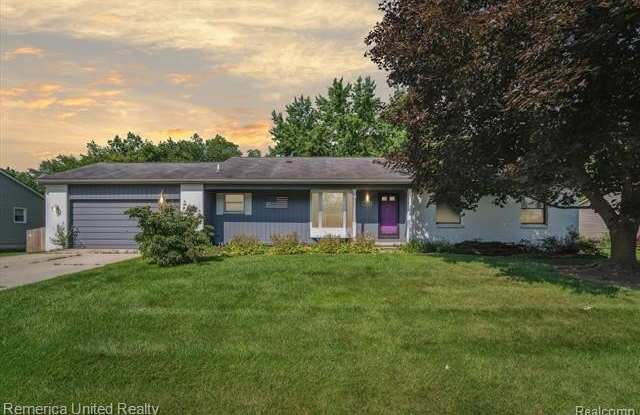 3650 Hazelton Avenue - 3650 Hazelton Avenue, Rochester Hills, MI 48307