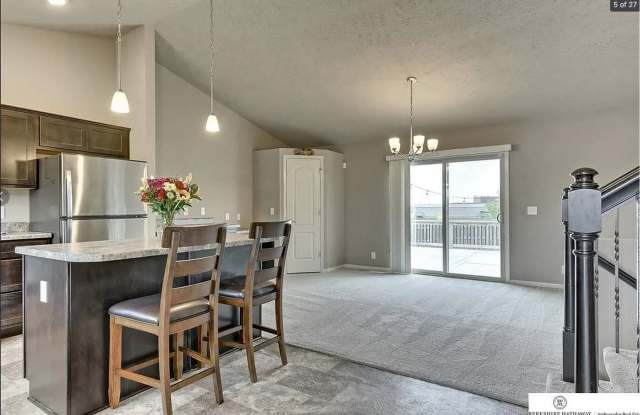3 Bedroom / 3 Bathroom Tri-Level Home! Gallery 4
