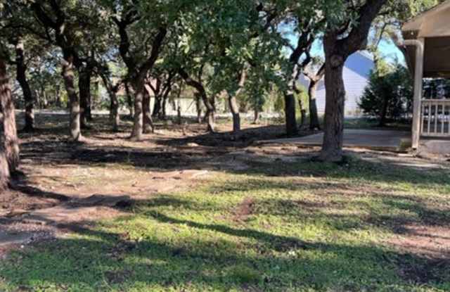 Cozy 1 story home - 1448 Lasso Loop, Comal County, TX 78133