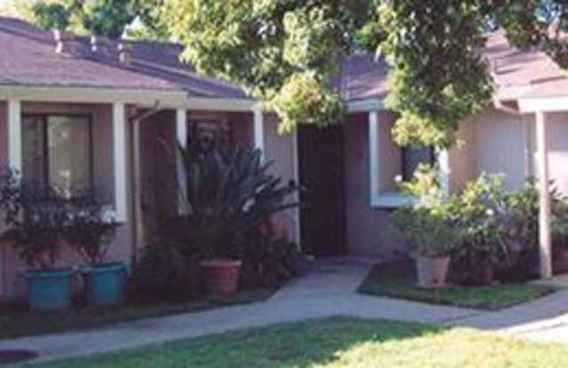 2654 McGregor Dr. photos photos