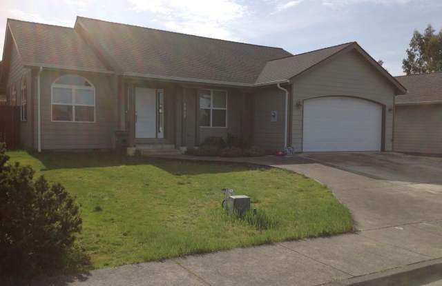 1602 - 1947 Channel Street, North Bend, OR 97459