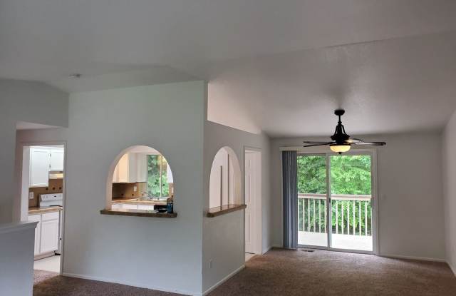 8814 146th Street Court East Gallery 4