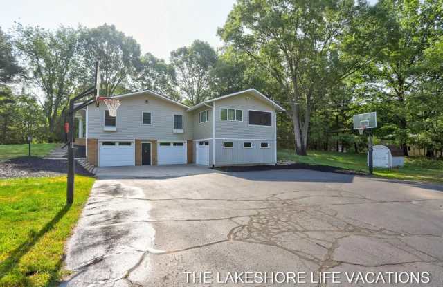 3892 Lakeridge photos photos