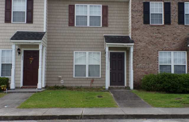 304 Streamwood Drive - 304 Streamwood Dr, Jacksonville, NC 28546