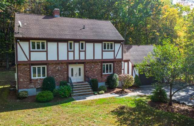 23 Golden Oaks Drive photos photos