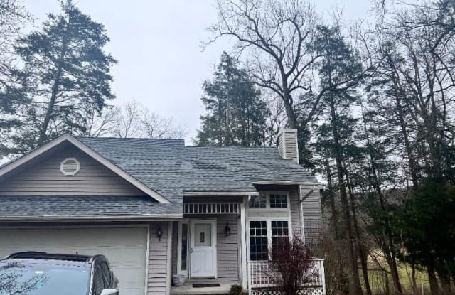 247 Dogwood Drive - 247 Dogwood Drive, Delaware Water Gap, PA 18327