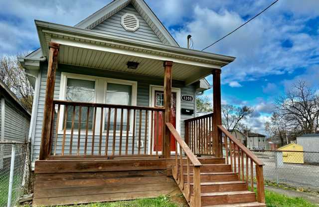 Large 3 bedroom/1.5 bath house in Downtown Louisville - 1308 South 26th Street, Louisville, KY 40210
