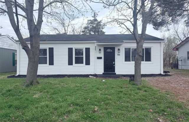 705 Saint Martin Drive photos photos