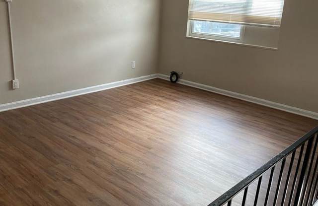 2 bedroom apartment for Rent  -----------wPrivate Entrance --     1700.00 Gallery 4
