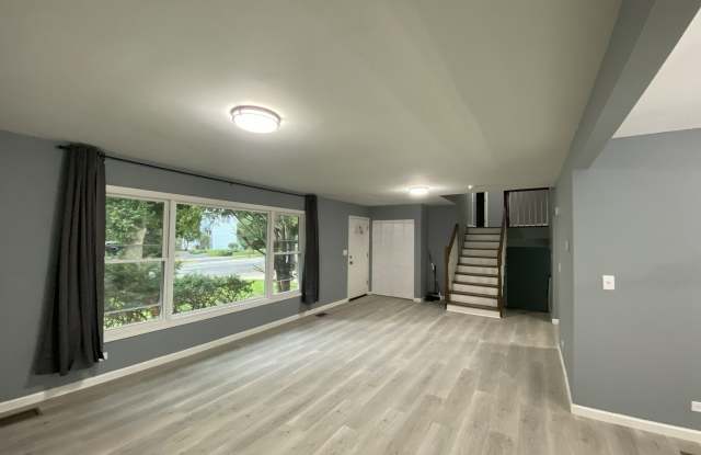 819 59th Street Gallery 4