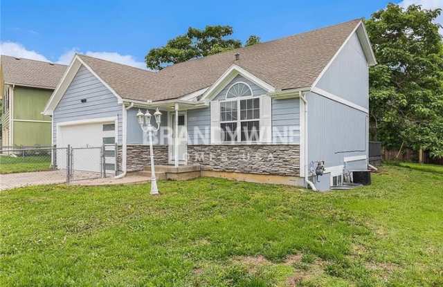 13707 Bennington Avenue photos photos