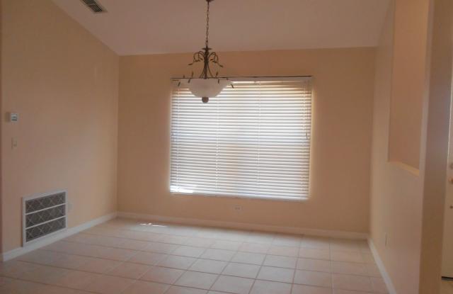 11546 Nice Ct Gallery 4