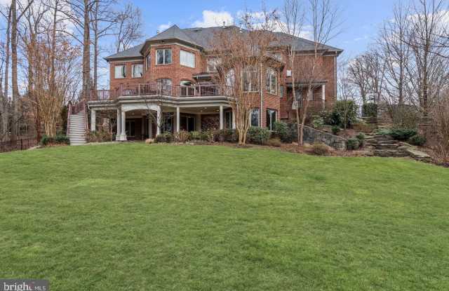 7841 MONTVALE WAY Gallery 3