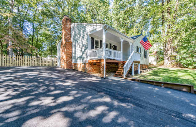 3434 Castlebury Drive Gallery 3