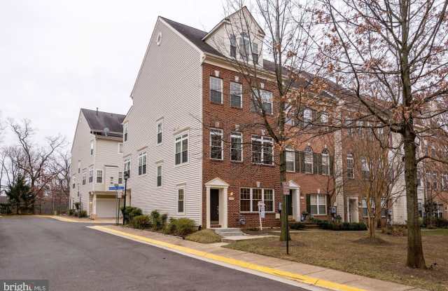 6490 POWATAN KNOLL COURT Gallery 2