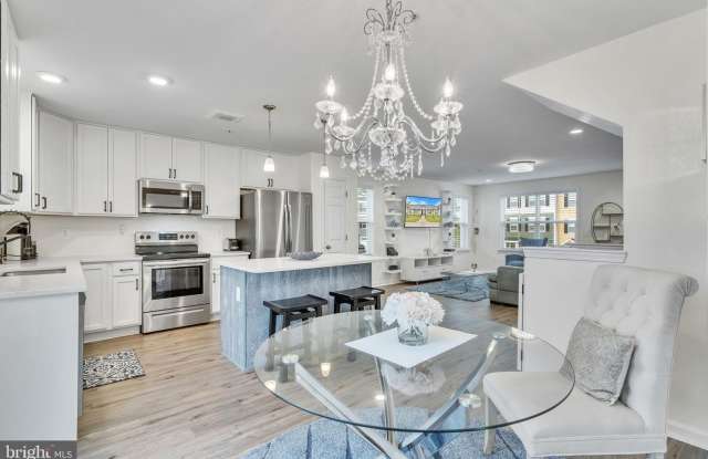 341 CRIMSON AVE - 341 Crimson Avenue, Taneytown, MD 21787