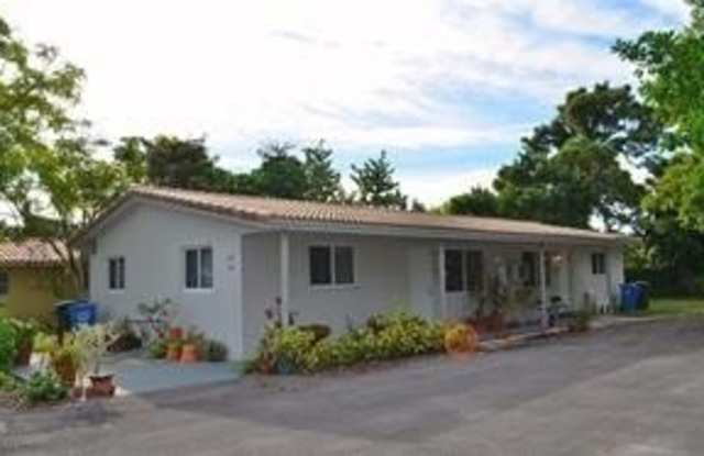 830 NE 38th St - 830 Northeast 38th Street, Oakland Park, FL 33334