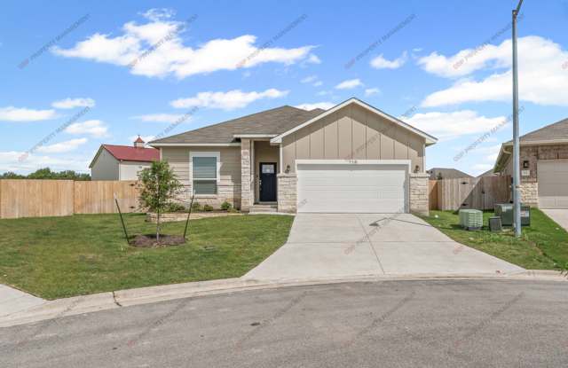 $500 OFF FIRST FULL MONTHS RENT photos photos