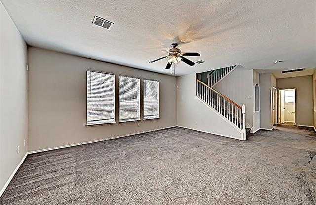 2115 Sandstone Court Gallery 4