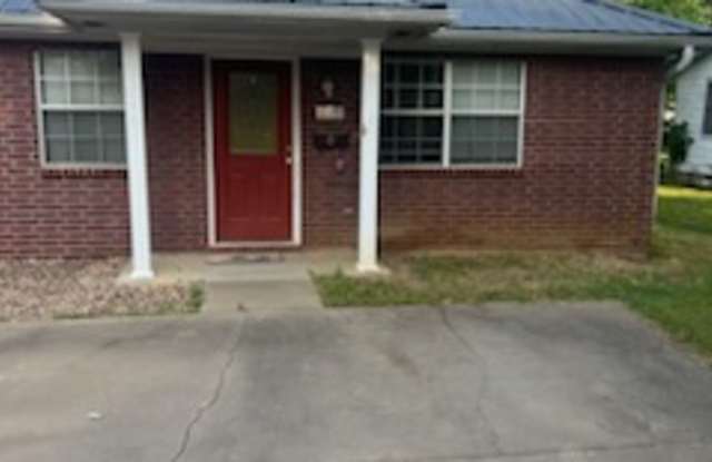 609 South Mulberry Street photos photos