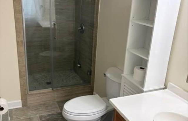 9464 SEVEN LOCKS Road Gallery 4