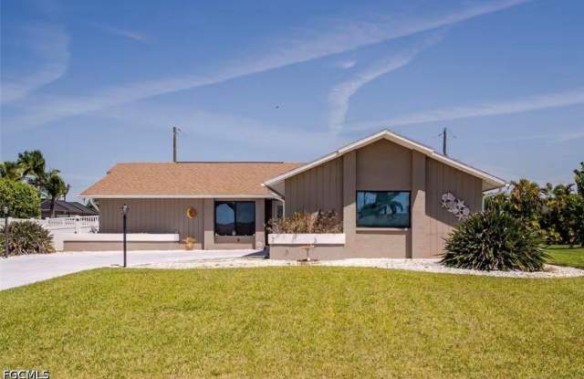 203 SE 43rd Terrace photos photos