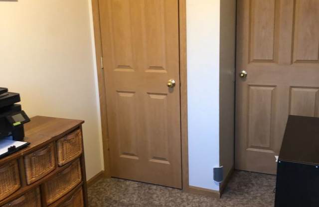 Wide Open Spaces - 3 Bedroom 2 Bathroom House in Gallatin Gateway Gallery 4