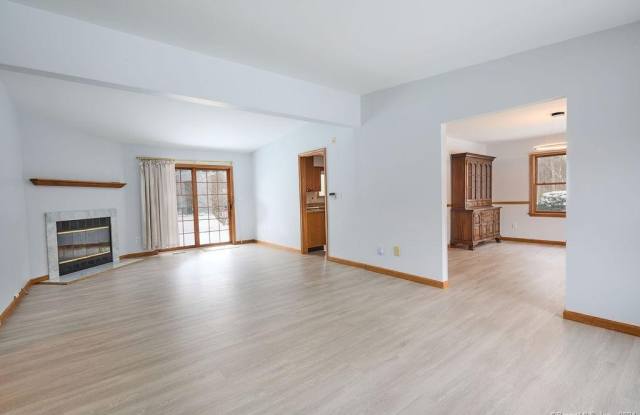 178 Ponus Avenue Gallery 3