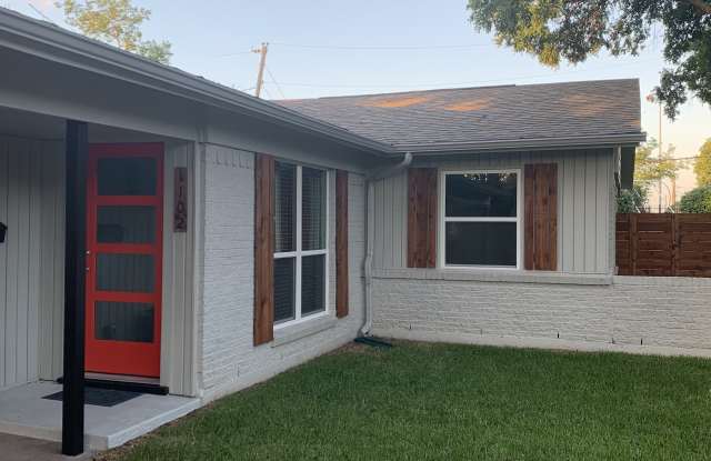 1102 Brentwood Dr Gallery 2