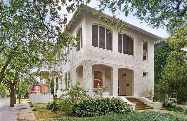 8 NERON Place photos photos