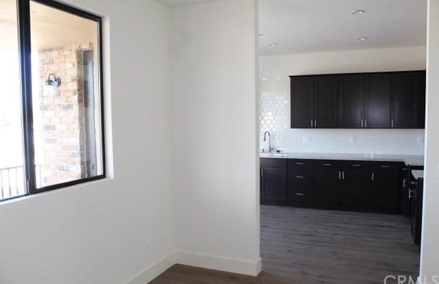 24516 Narbonne Avenue Gallery 3