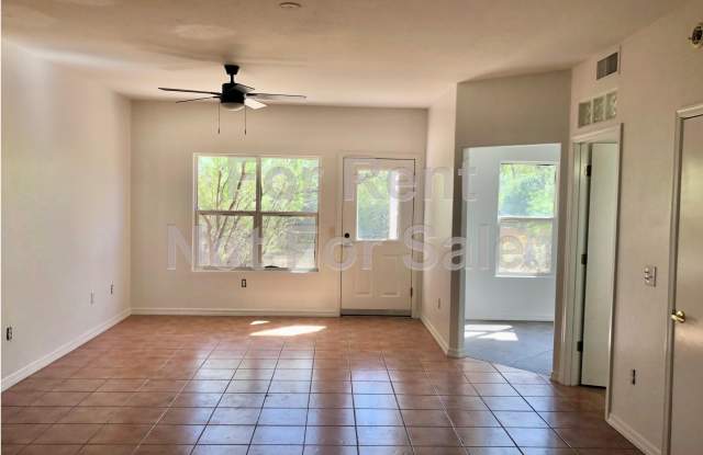 575 E Roger Gallery 2
