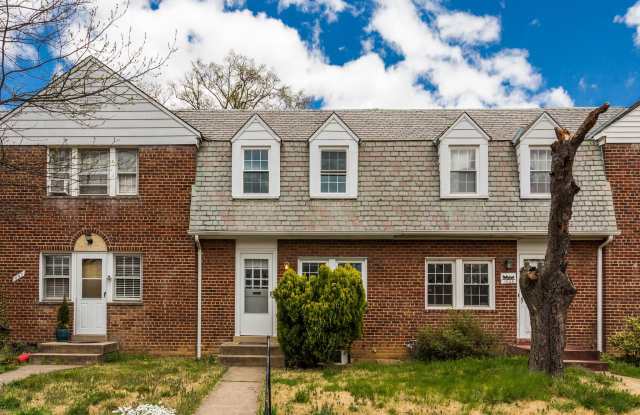1045 N MONROE STREET - 1045 North Monroe Street, Arlington, VA 22201