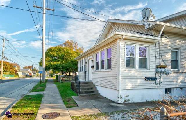 817 Union Avenue - B Gallery 2