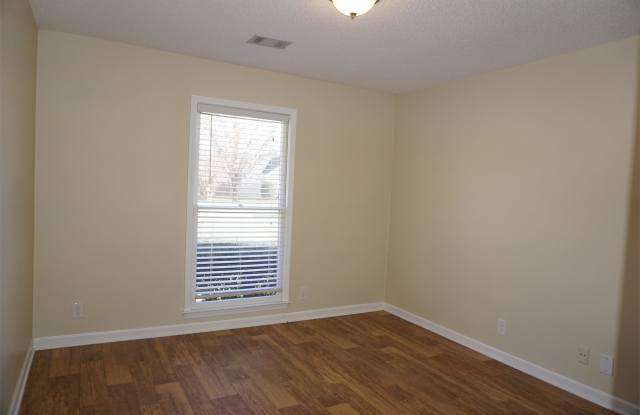 5005 Timberbridge Lane Gallery 3