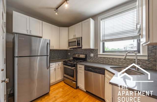 2323 North Rockwell St. photos photos