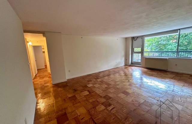 Charming 2 Bedroom-No Broker Fee photos photos
