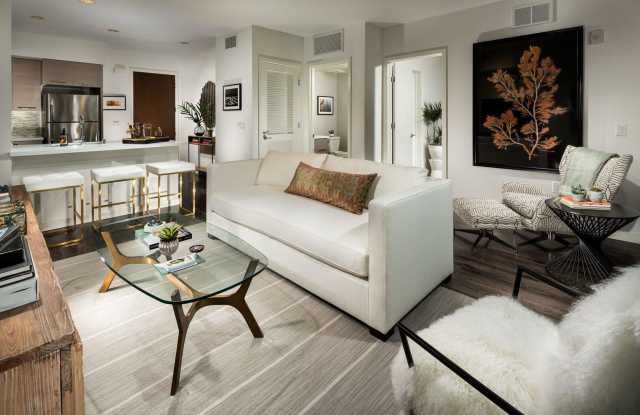 Chelsea Santa Monica photos photos