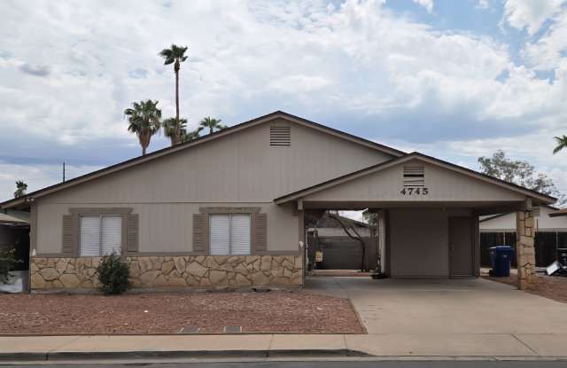 2 Bed 1 Bath Spacious Apartment in Mesa Gallery 1