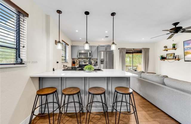 6236 SW 136th Ct Gallery 3