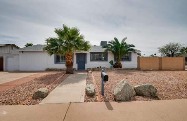 7501 E MORELAND Street - 7501 East Moreland Street, Scottsdale, AZ 85257