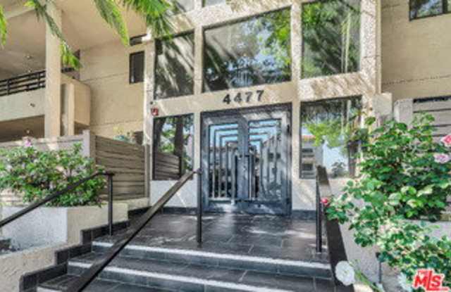 4477 Woodman Avenue photos photos