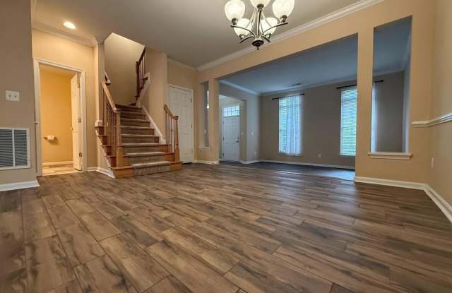 22949 FANSHAW SQ Gallery 3