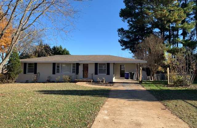 106 Hackett Court, Florence, AL 35630 (3BD/1BA) photos photos 106 Hackett Court, Florence, AL 35630 (3BD/1BA) photos photos