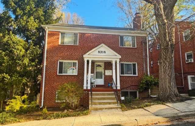 8316 Roanoke AvenueUnit 3 photos photos