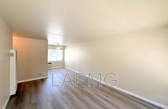 318 N. 7th St. Gallery 3