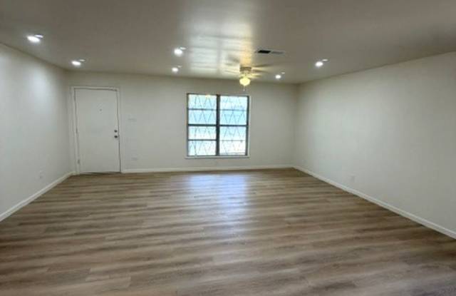 Nice 3 bedroom 2 bath in North Waco Gallery 4