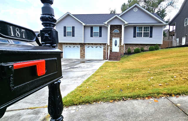 187 Willowbrook Drive Gallery 3